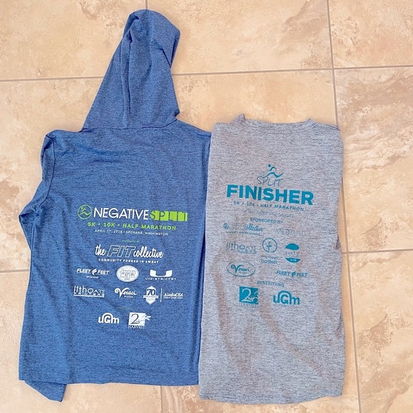 4 Running Race tech long sleeve shirts Size M/L EUC/NWOT hood - Picture 2 of 2